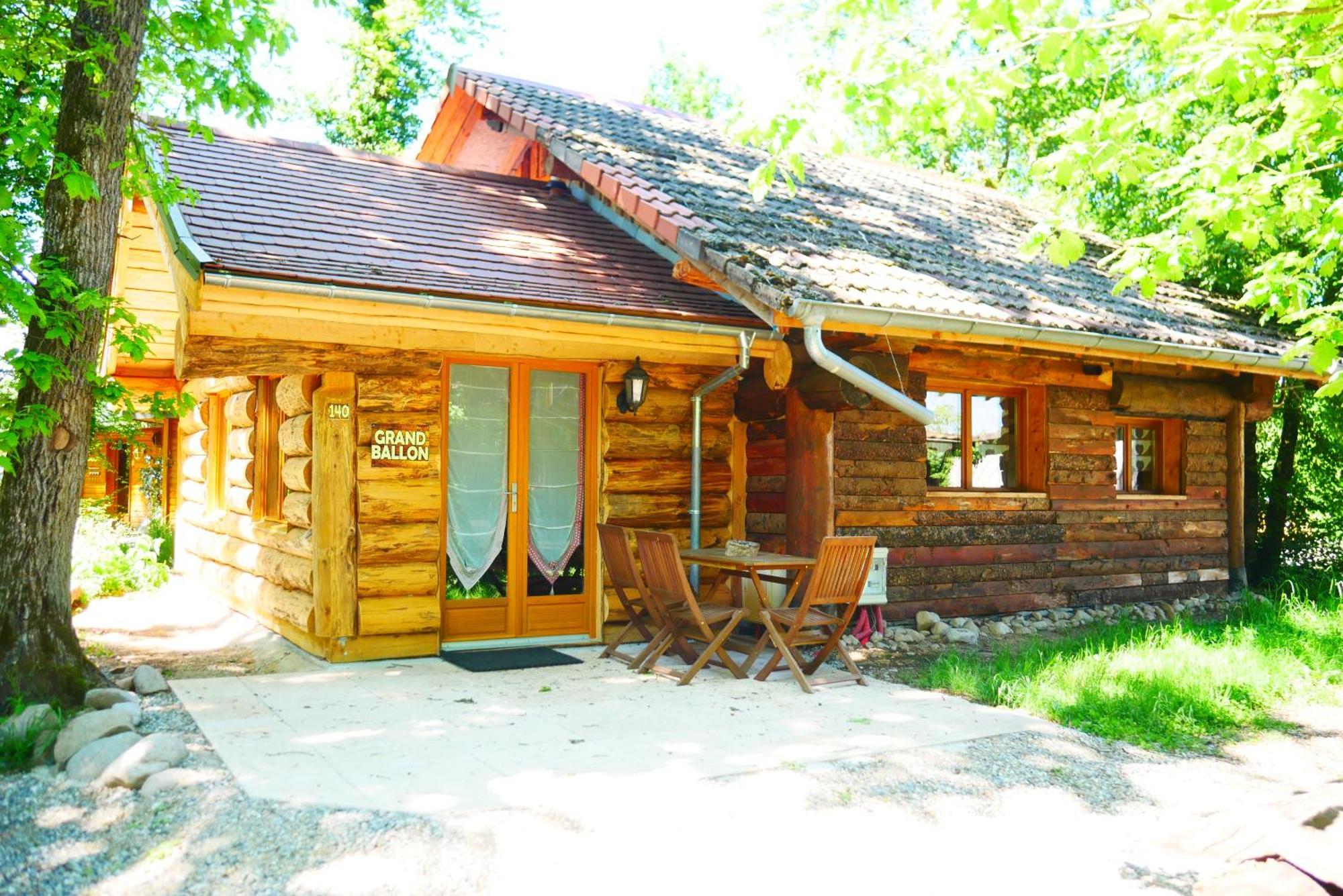 Camping Alsace Les Castors Burnhaupt-le-Haut Exterior foto